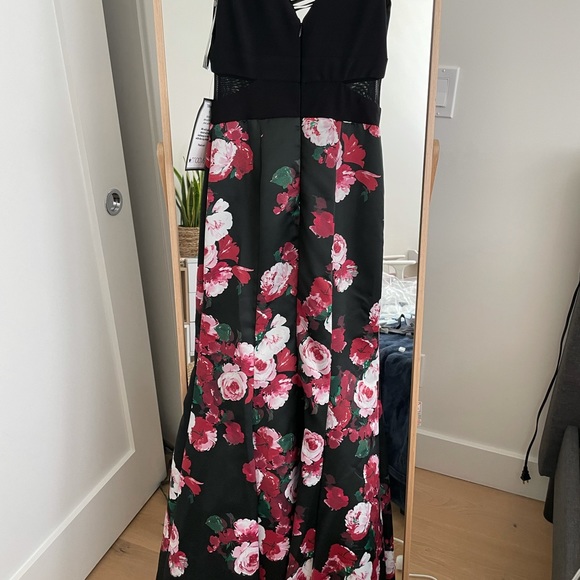 Brand new (tags still attached) gown from Macy’s! - Picture 5 of 5